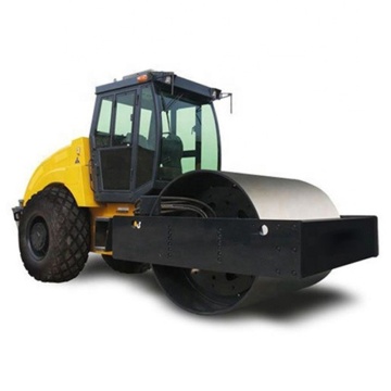 26 Ton LUTONG LT626SD Heavy-Duty Vibratory Single Drum Wheel Road Roller: Hydraulic Drive System