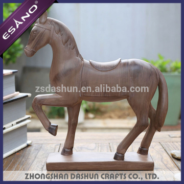 Hot selling abstract horse figurines resin decoration