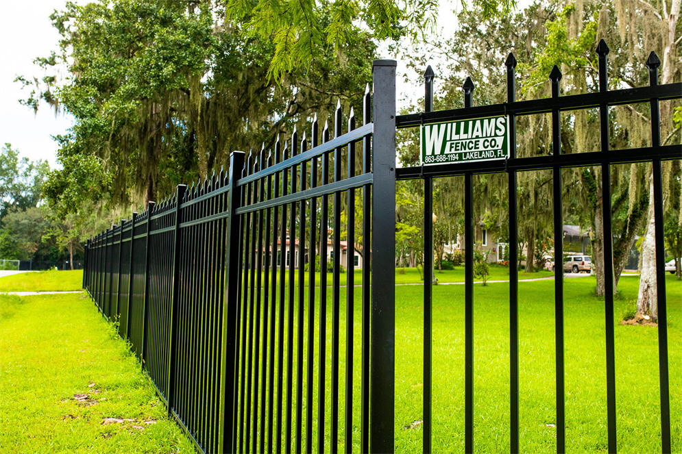 Bakgård Curvy Welded Iron Wire Mesh Fact Factory