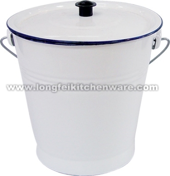 Enamel bucket with lid