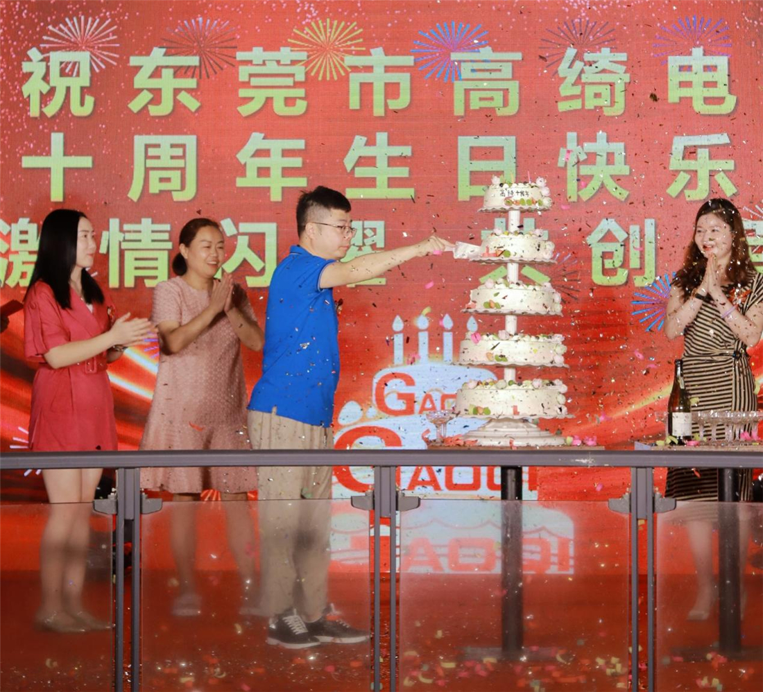 6386155733671185042962229