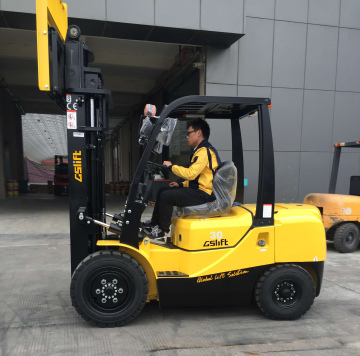 GSLIFT 3 Ton Diesel Forklift with Optional Sideshifter and Forks Positioner