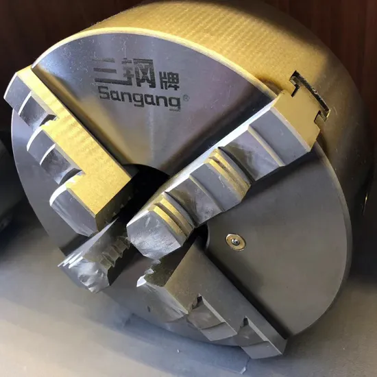 Adjustable Self-Centering Manual Lathe Chuck: Three-Jaw Self-Centering Chuck Tool