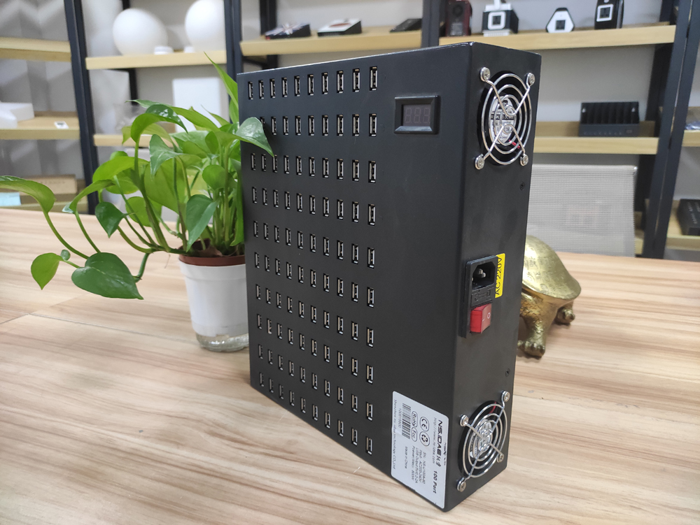 100 Ports Usb Charger Scene 