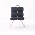 Kerusi lounge kulit moden oleh Jean Dudon