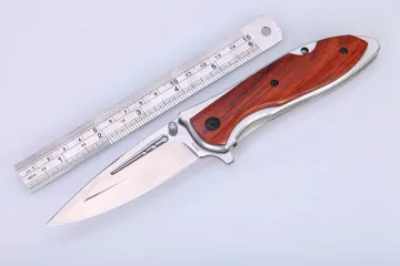 Hunting Pocket Folding Knife with Wooden Handle