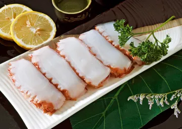Frozen boiled octopus slice