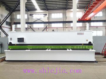 Q11y Series Shearing Machine (Gullotine)
