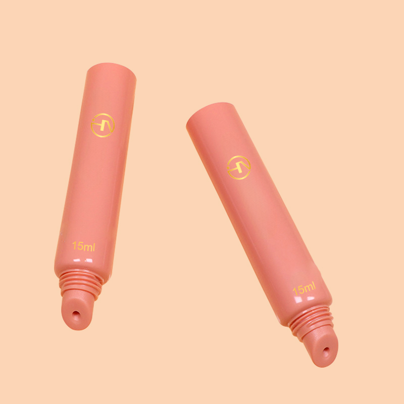 Shiny Lip Gloss tube