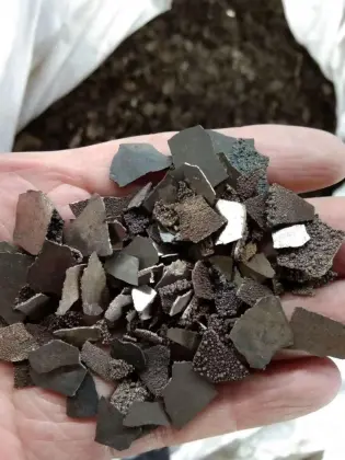 Electrolytic Manganese Metal Flakes