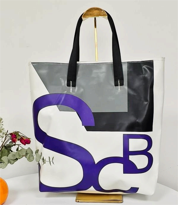 Customized eco-friendly waterproof PVC handbag
