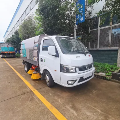 DONGFENG small road sweeper truck