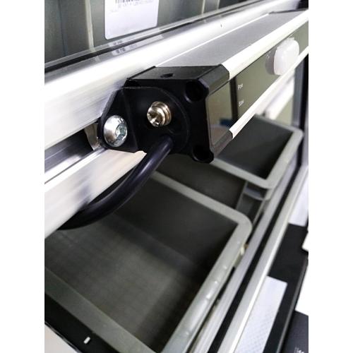 Electronic shelf label system PVR array light