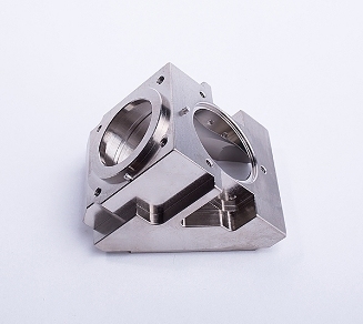 Aluminium nickel plating onderdil mobil melalui CNC