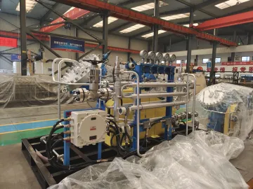 The diaphragm compressors of war industry