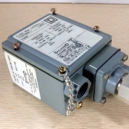 New Original Schneider Electric Pressure Switch 9012G with 25Q4 Sensor: 150 psi Rating
