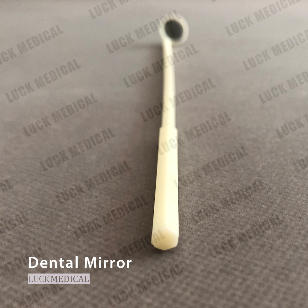 استخدام واحد مرآة الفم الأسنان