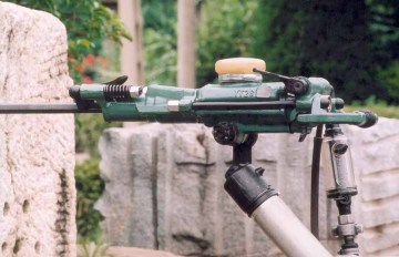 YT28 Rock Drill