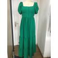 Vestido de color verde con ribete de volantes escalonado para mujer