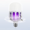Moustique attirant la lampe à ampoule LED légère