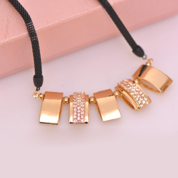 Jewelry Necklace 032