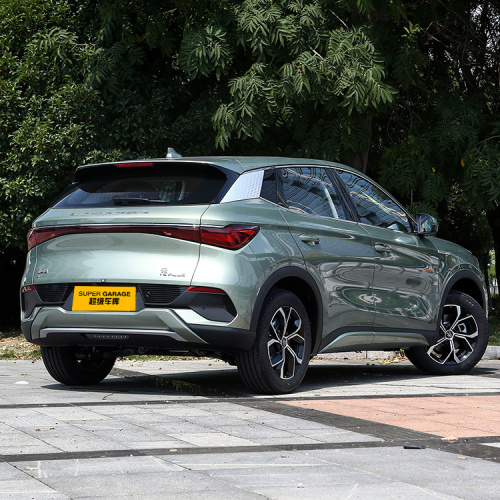 SUV alb BYD Yuan Up Smart-Connected, cu o rază de acțiune de 301 km-401 km