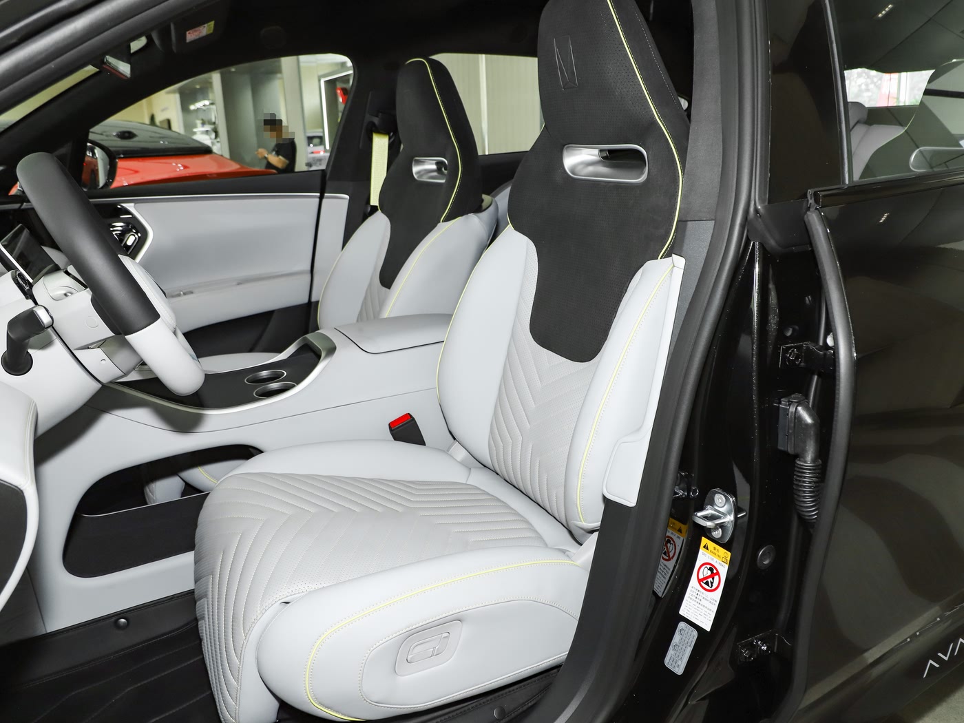2025 facelift Max rear-wheel drive extended-range version