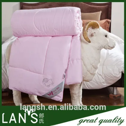 Best selling wool quilt, comfortable thin quilt