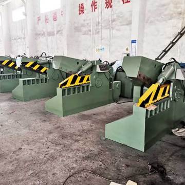 Crocodile Type Metal Scrap Shearing Machine