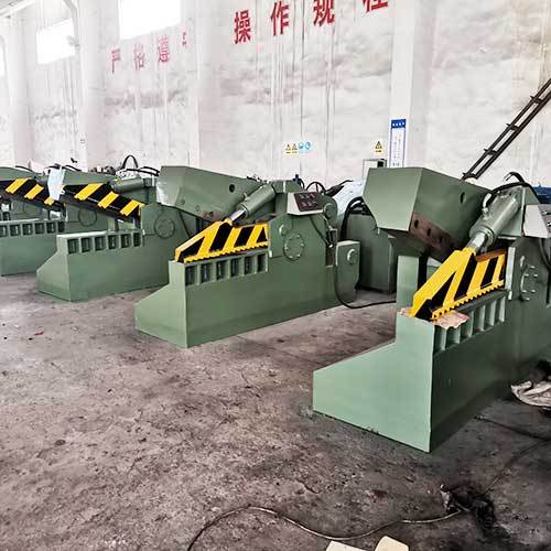 Crocodile Type Metal Scrap Shearing Machine