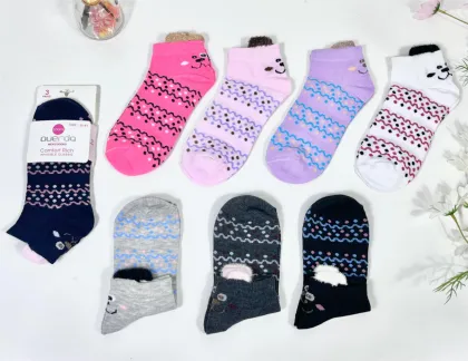 Simple custom-made children's socks and women's socks