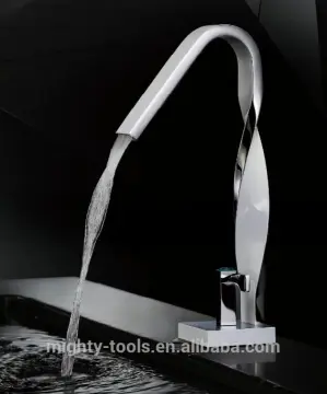 Single Handle Brass Body Basin Mixer Showeroom Faucet