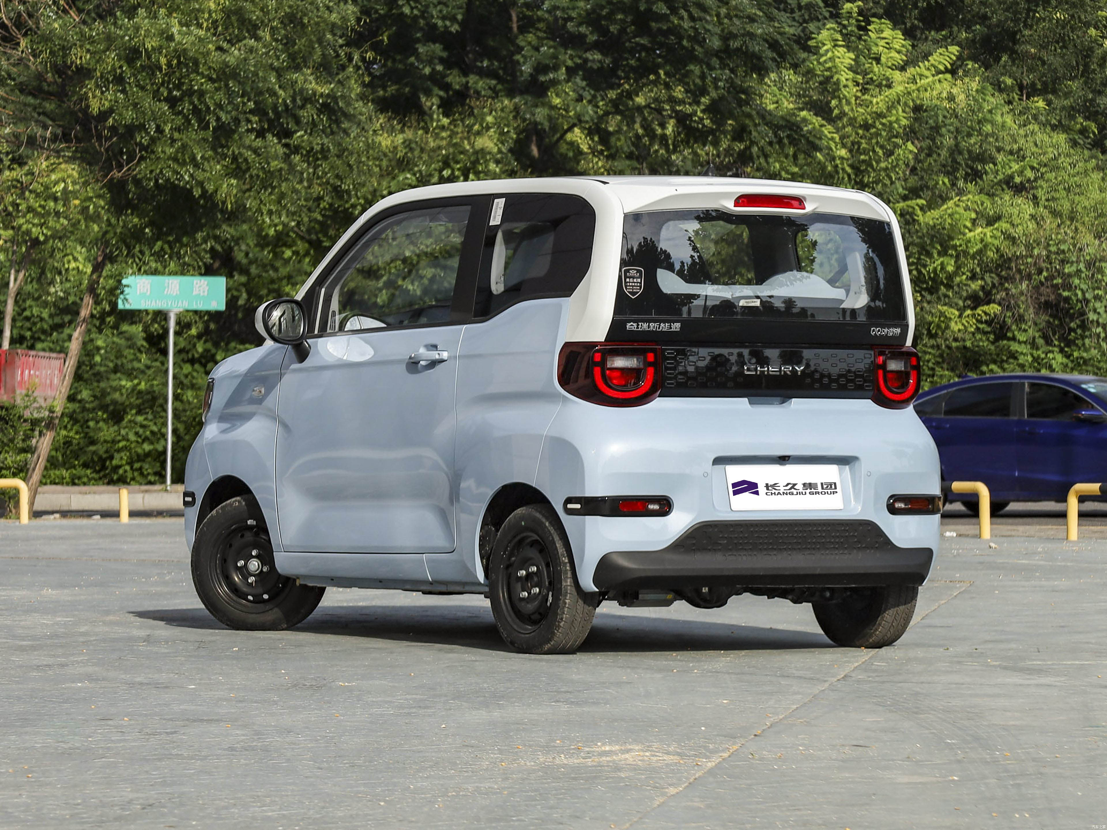 Chery QQ ice cream electric mini car