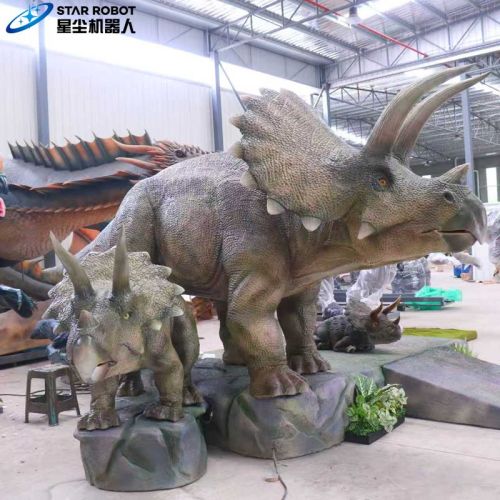 Kombinasi triceratops animatronik yang realistis untuk dijual