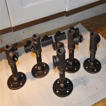 DIY Industrial Pipe Shelves for furniture floor flange