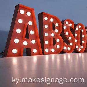 Алпы жарыкланган алфавит дисплейлери