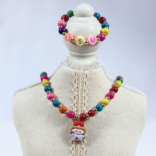 Wooden bead necklace set