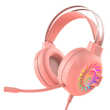 China New Products: LED Lit Wired Gaming Headphones for Low Latency Computer Games