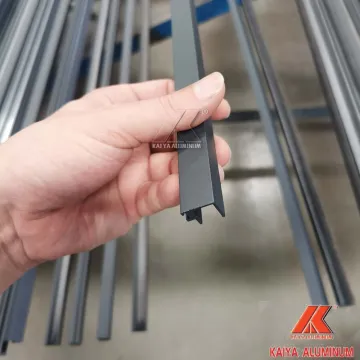 Netherlands Aluminum Sliding Track Door and Window Profiles