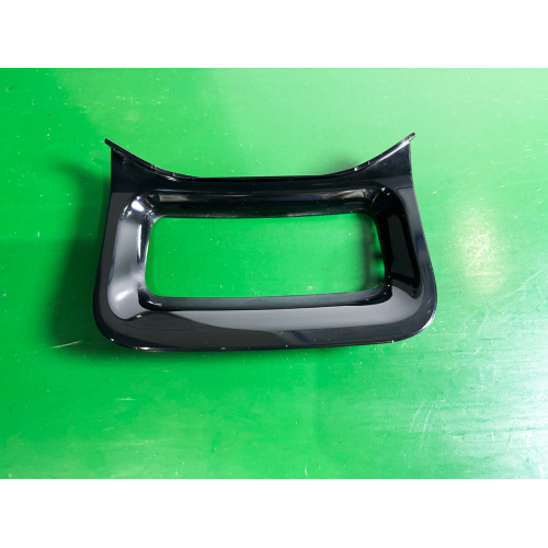 Phần đúc phun - Tấm ốp nhỏ vô lăng