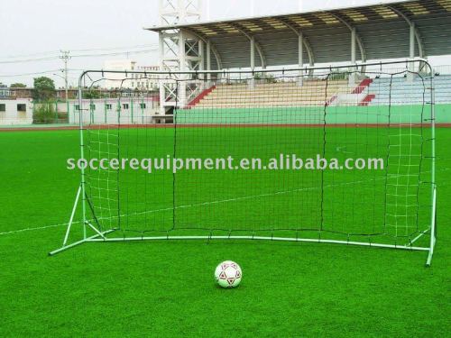 REBOUNDER-SOCCER TRAINING EQUIPMENT