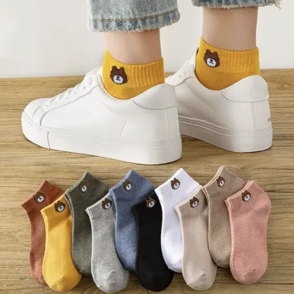 Wholesale Japanese Style Bear Boat Socks for Women: Trendy, Thin, and Invisible