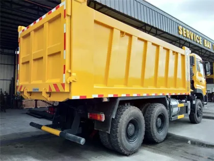 2020 flatbed dump truck dump truck
The first front bumper
The second front bumper
 