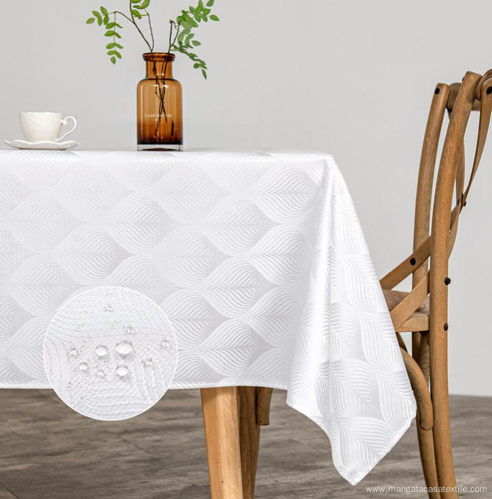 Jacquard Tablecloth with leaf pattern