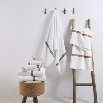 Wholesale Luxury Hotel 100% Cotton Bath Towel Set