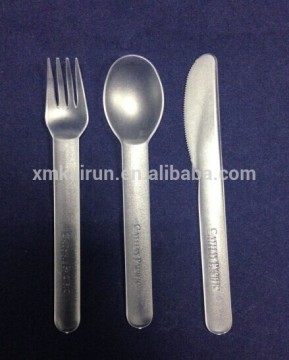 plastic cutlery