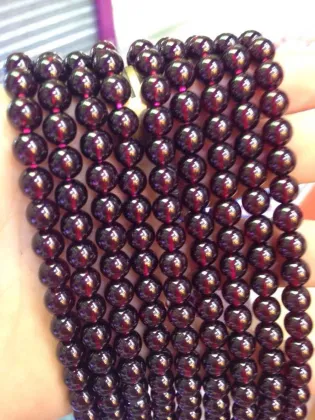 Wholesale jewelry red garnet stone beads  gem garnet stone price