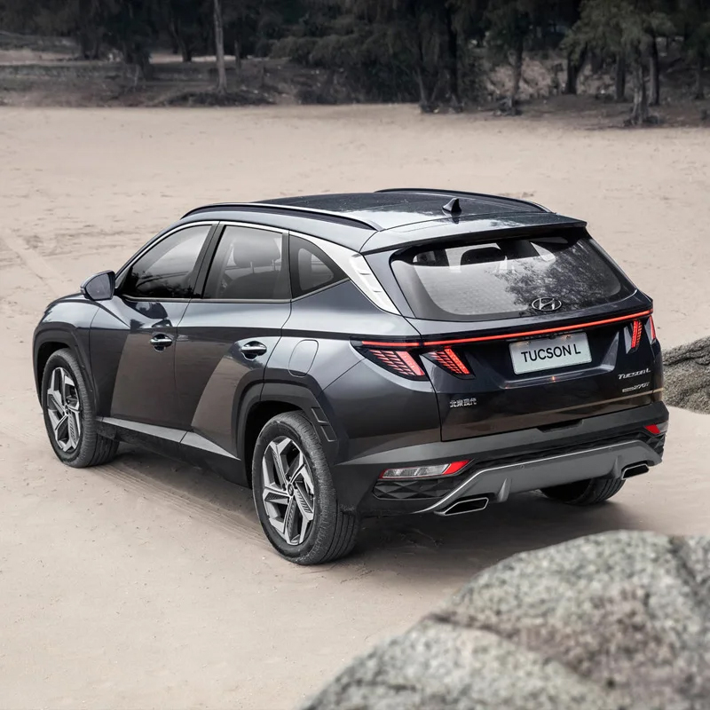 5-seater SUV Hyundai Tucson