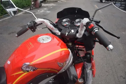 2018 ZONGSHEN Tsunami Customization Model 200cc/250cc/300cc Cargo Tricycle Agricultural Tipper Motorcycle Lift