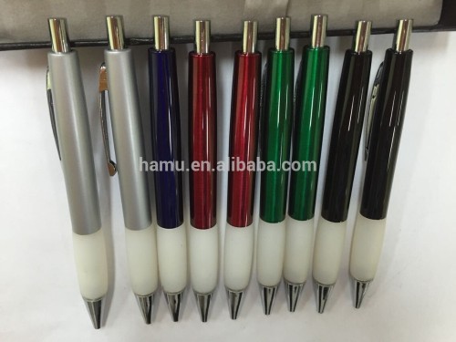 Promotional cheap click plastic ballpen with rubber grip